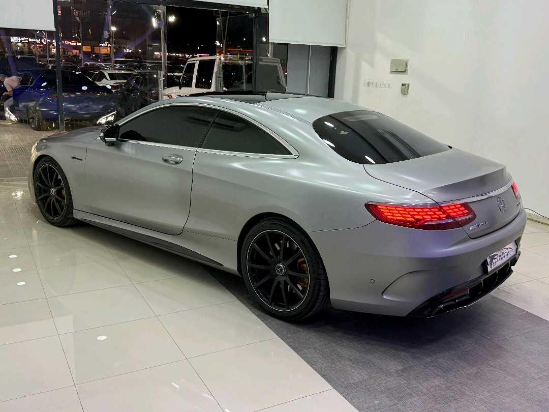 2015 Mercedes-Benz S-Class S 63 E Performance AMG thumbnail 3