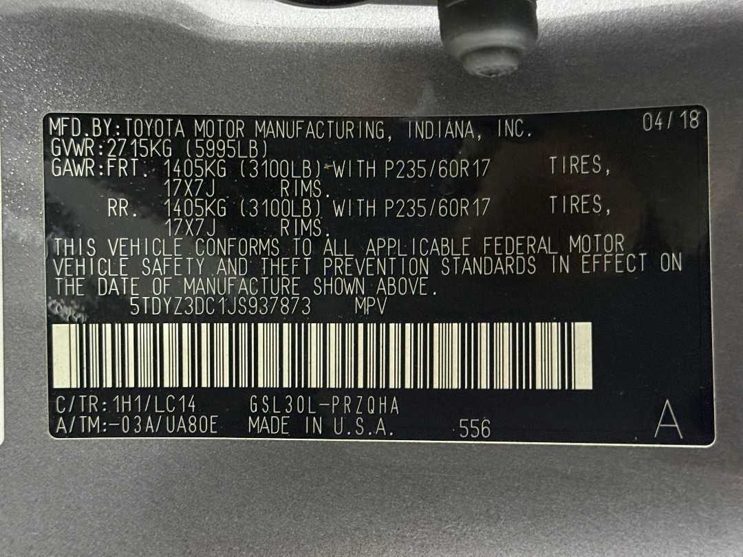 2018 Toyota Sienna thumbnail 4