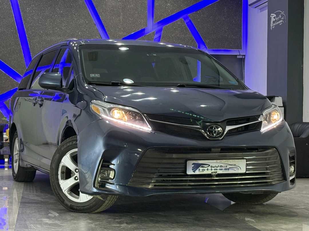 2017 Toyota Sienna