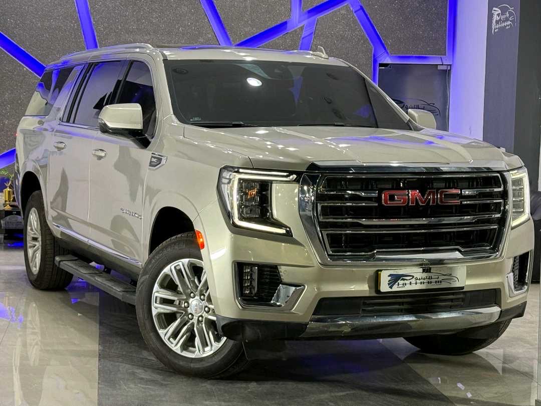 2023 GMC Yukon SLE thumbnail 2