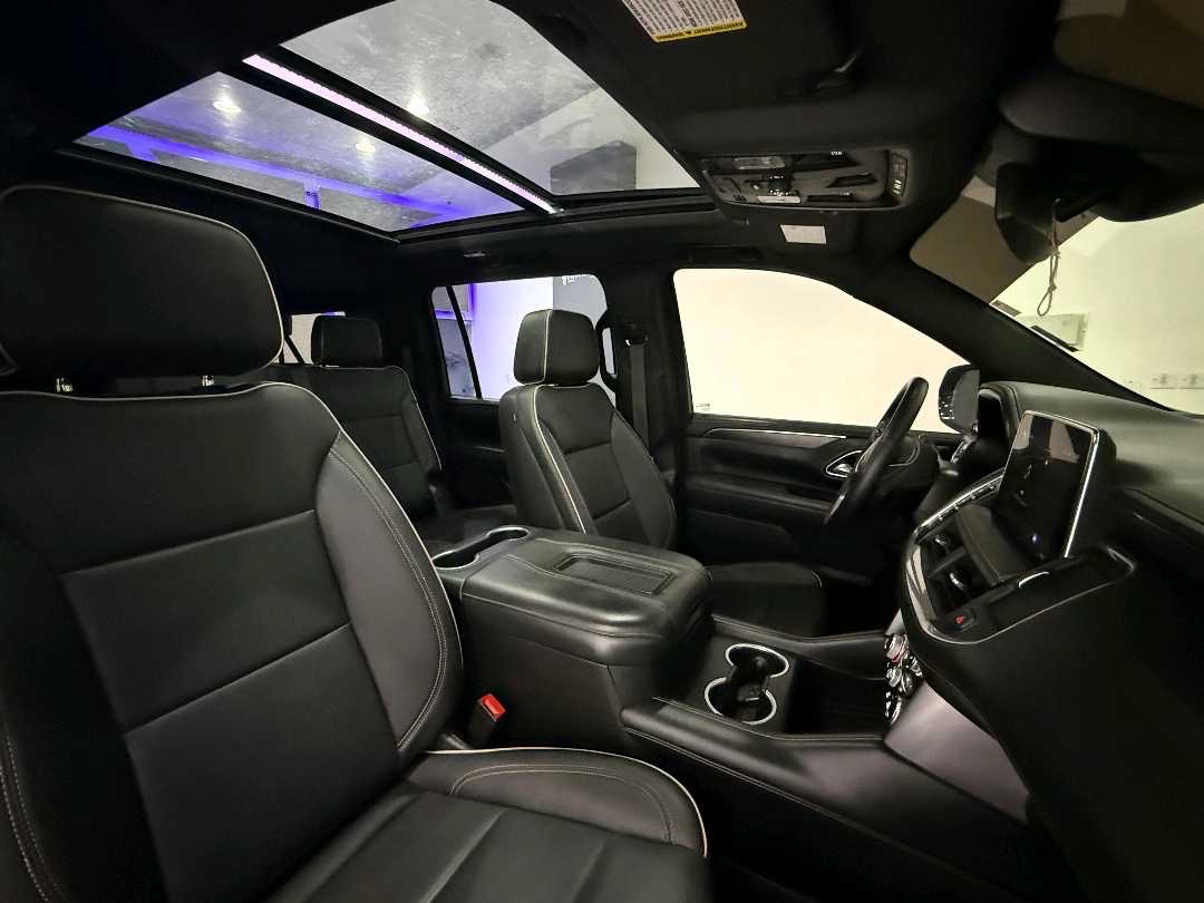 2023 GMC Yukon SLE thumbnail 7