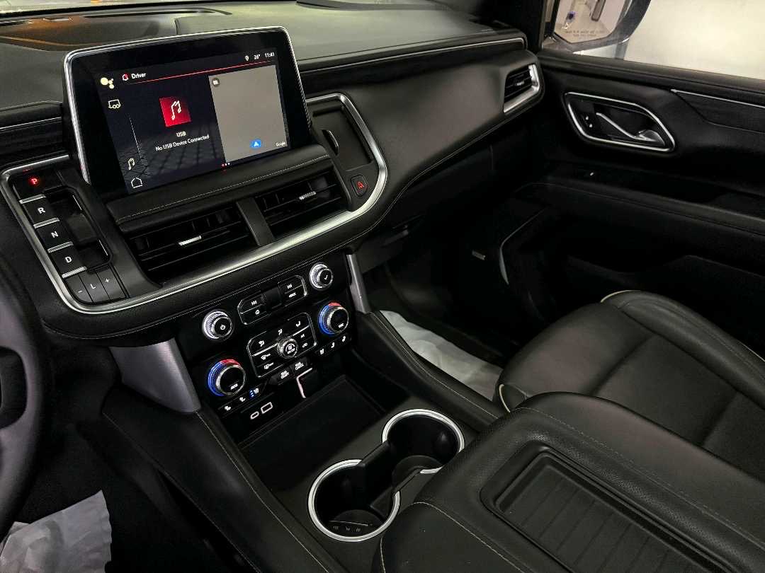 2023 GMC Yukon SLE thumbnail 11