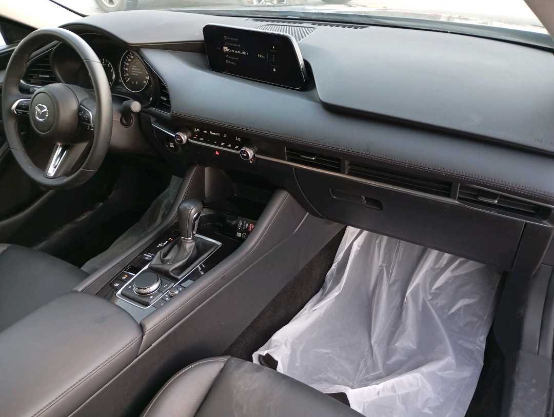 2025 Mazda 3 SLE thumbnail 7