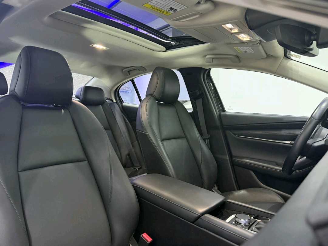 2021 Toyota Camry XSE thumbnail 7