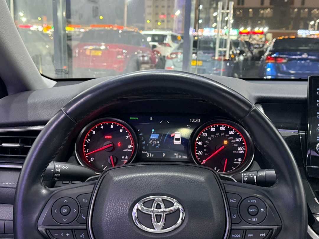 2021 Toyota Camry XSE thumbnail 8