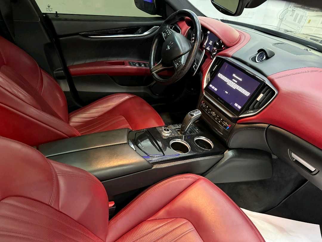 2022 Maserati Ghibli Base thumbnail 7