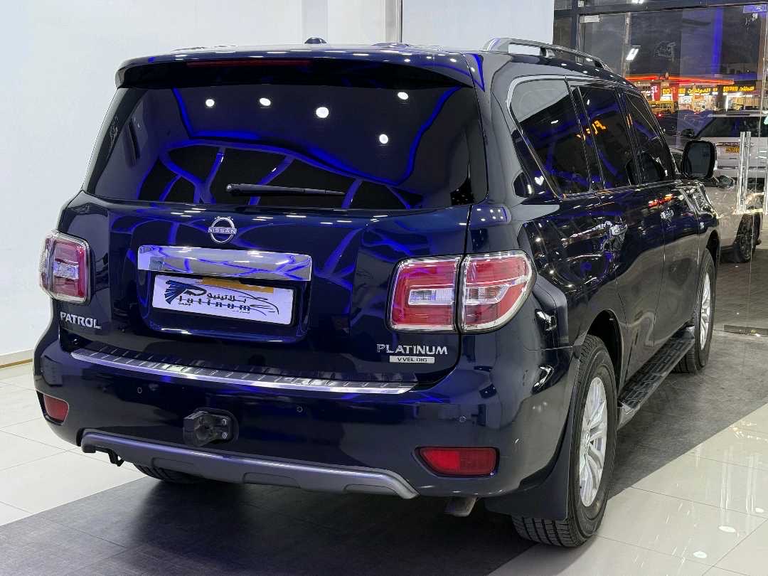 2019 Nissan Armada SV thumbnail 4