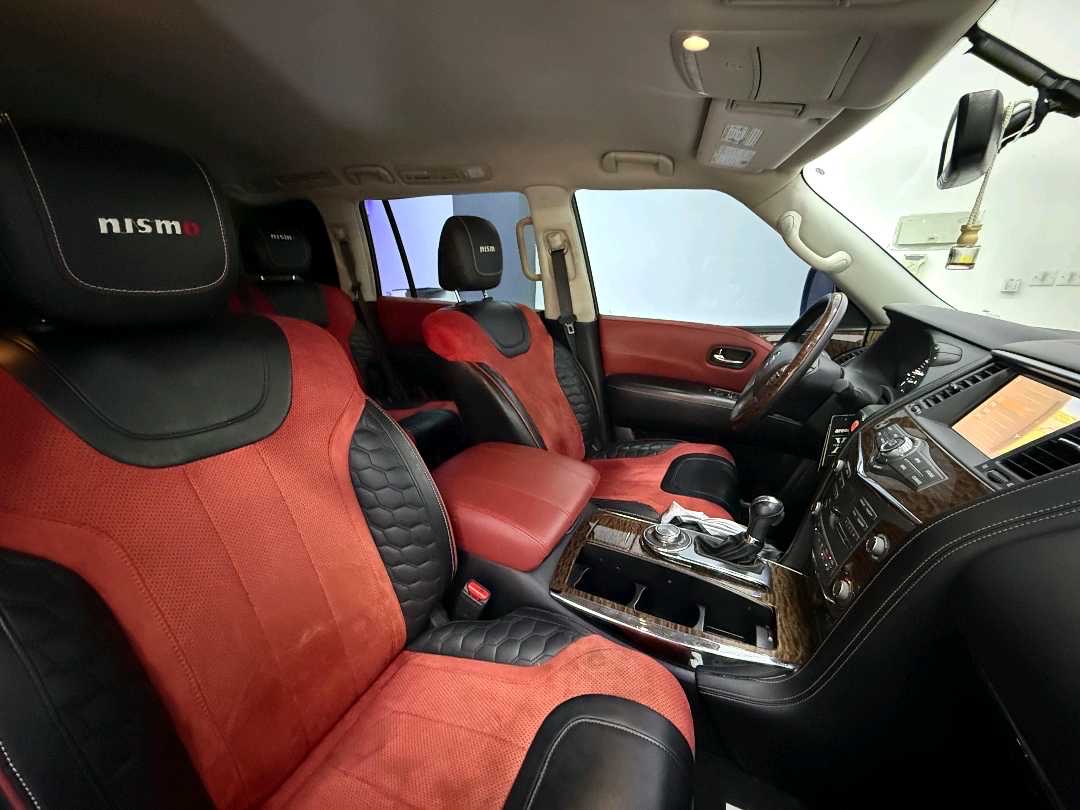 2019 Nissan Armada SV thumbnail 6