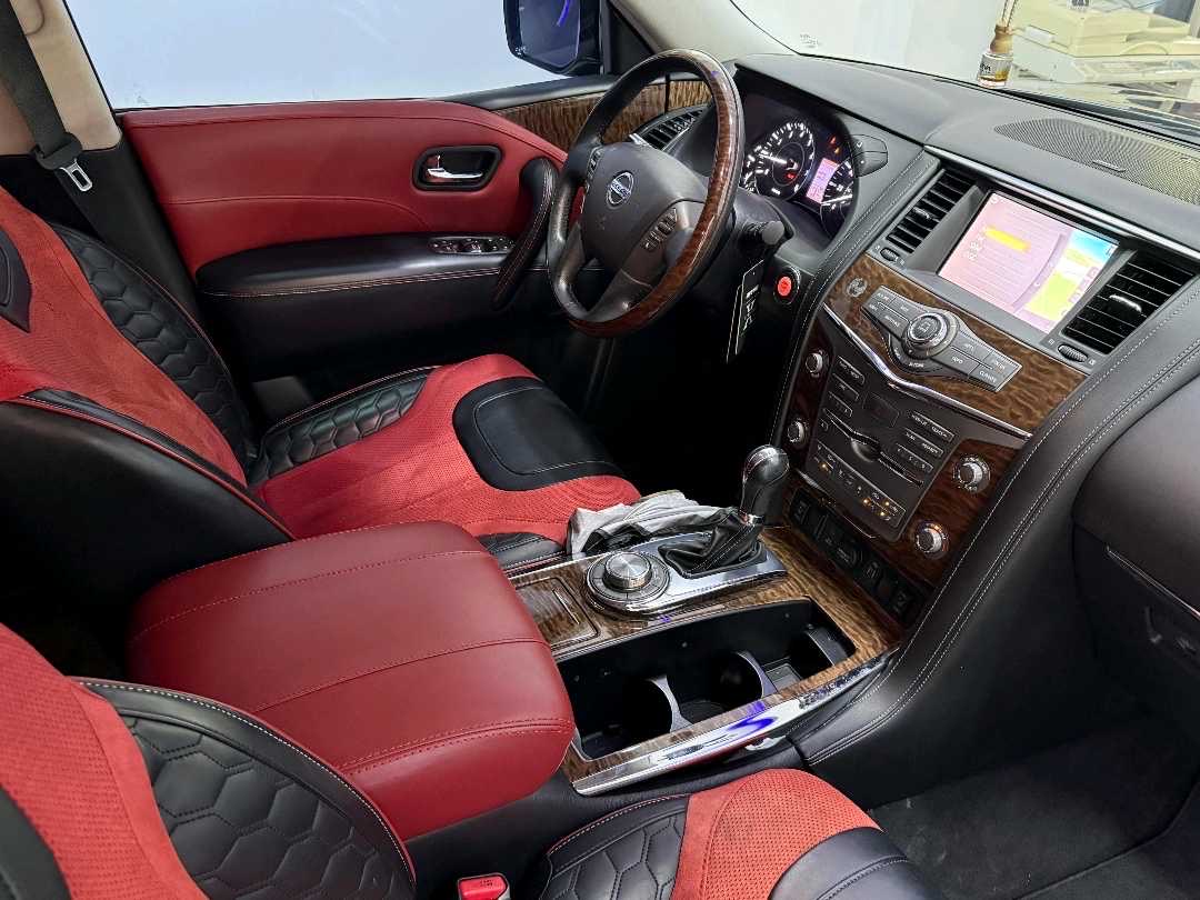 2019 Nissan Armada SV thumbnail 7