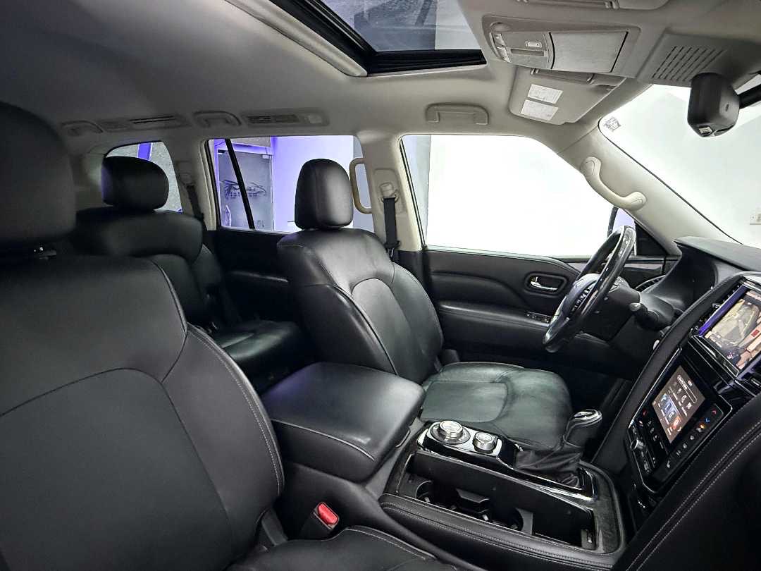 2021 Infiniti QX80 Luxe thumbnail 6