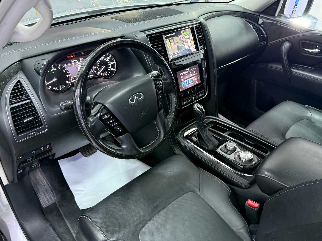 2021 Infiniti QX80 Luxe thumbnail 8