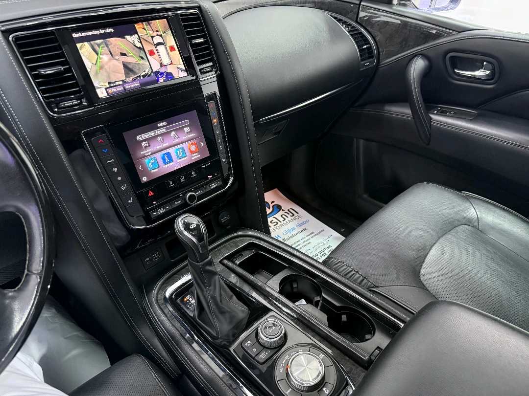 2021 Infiniti QX80 Luxe thumbnail 9