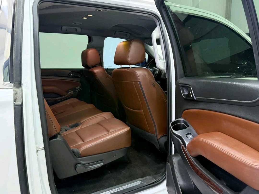 2018 GMC Yukon SLE thumbnail 5