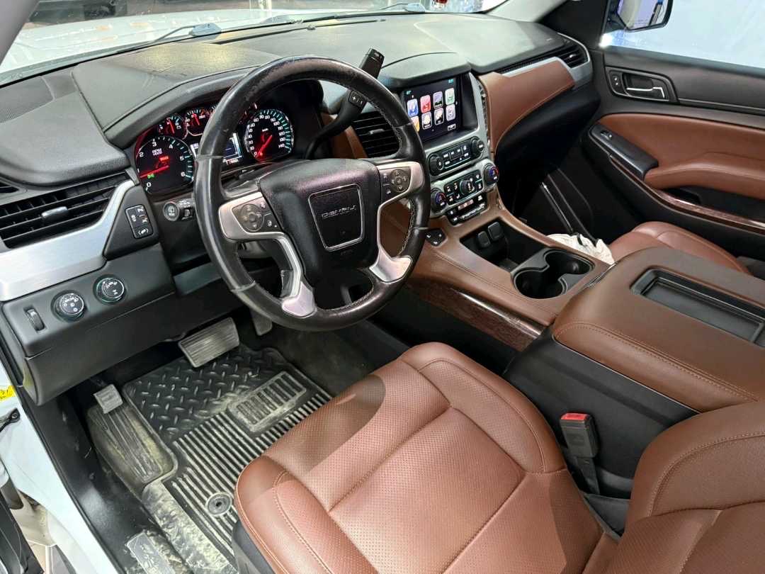 2018 GMC Yukon SLE thumbnail 8