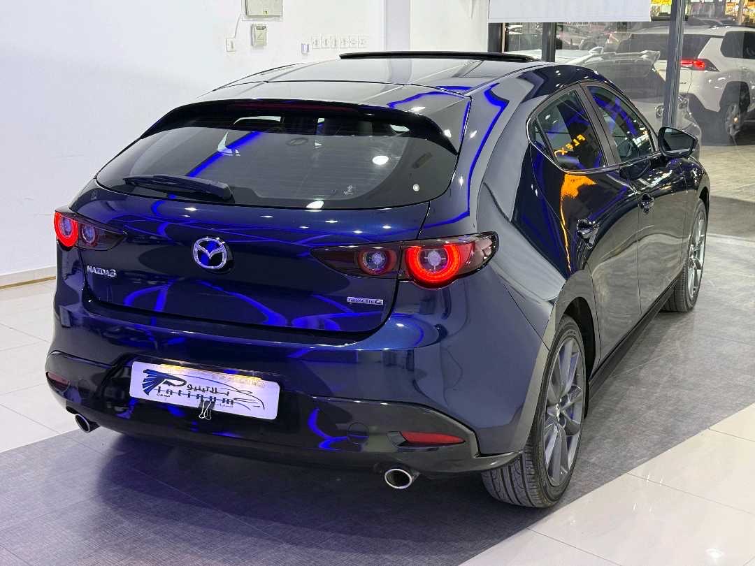 2025 Mazda 3 350 thumbnail 4