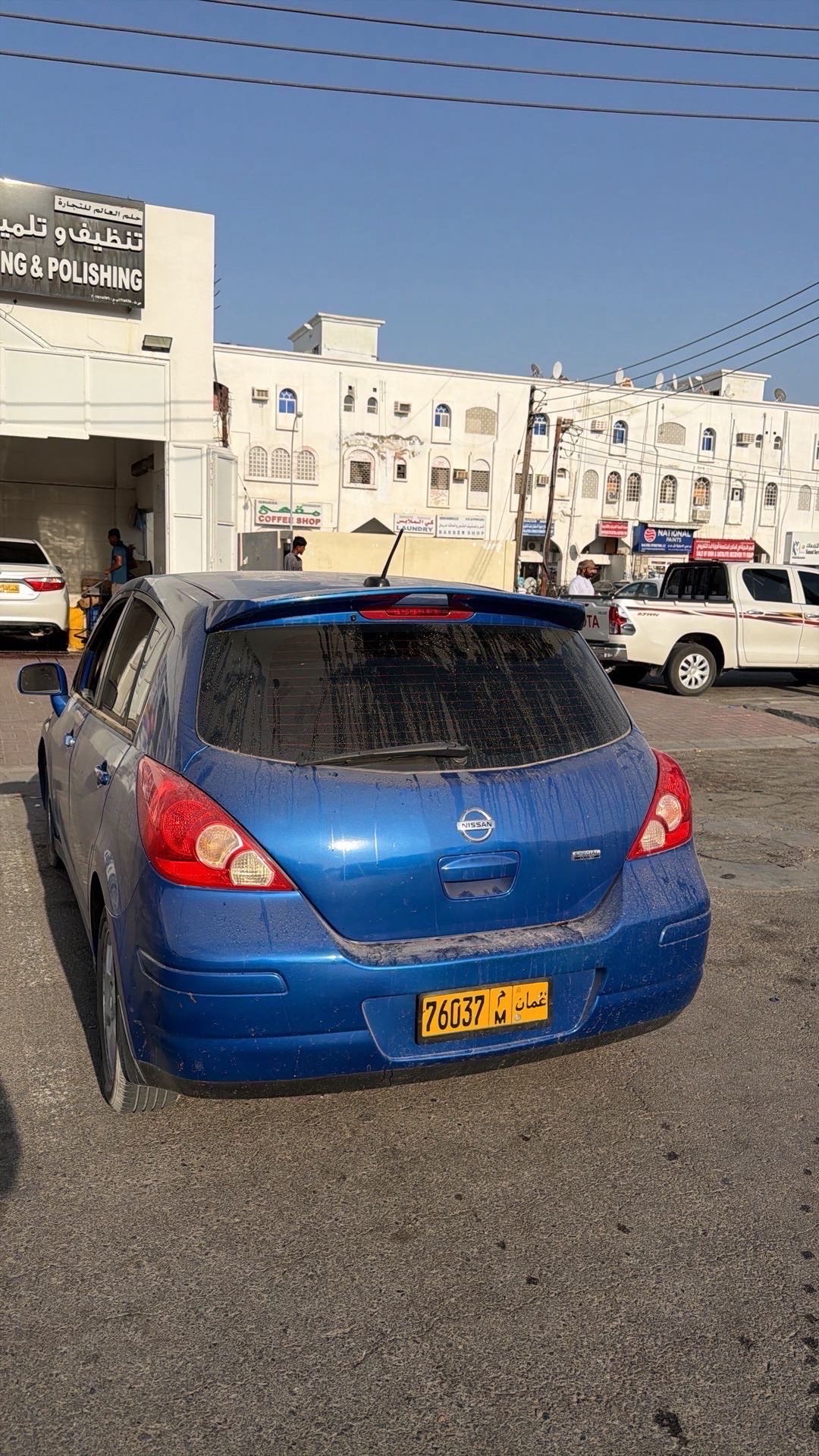 2012 Nissan Versa SV thumbnail 6
