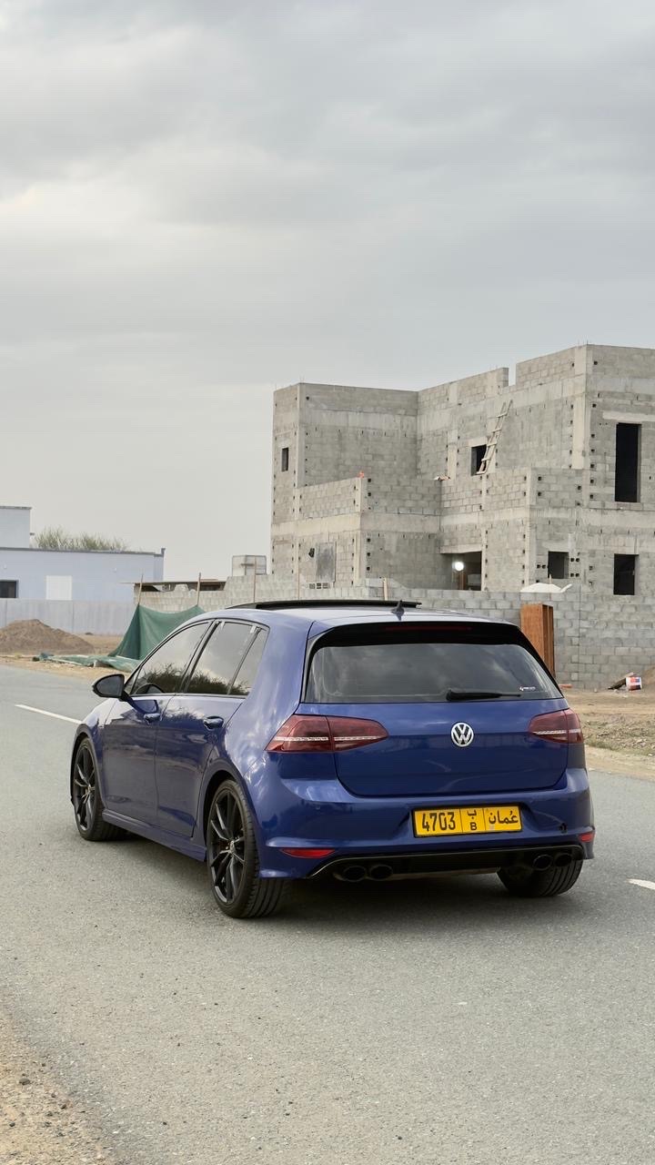 2014 Volkswagen Golf R thumbnail 5