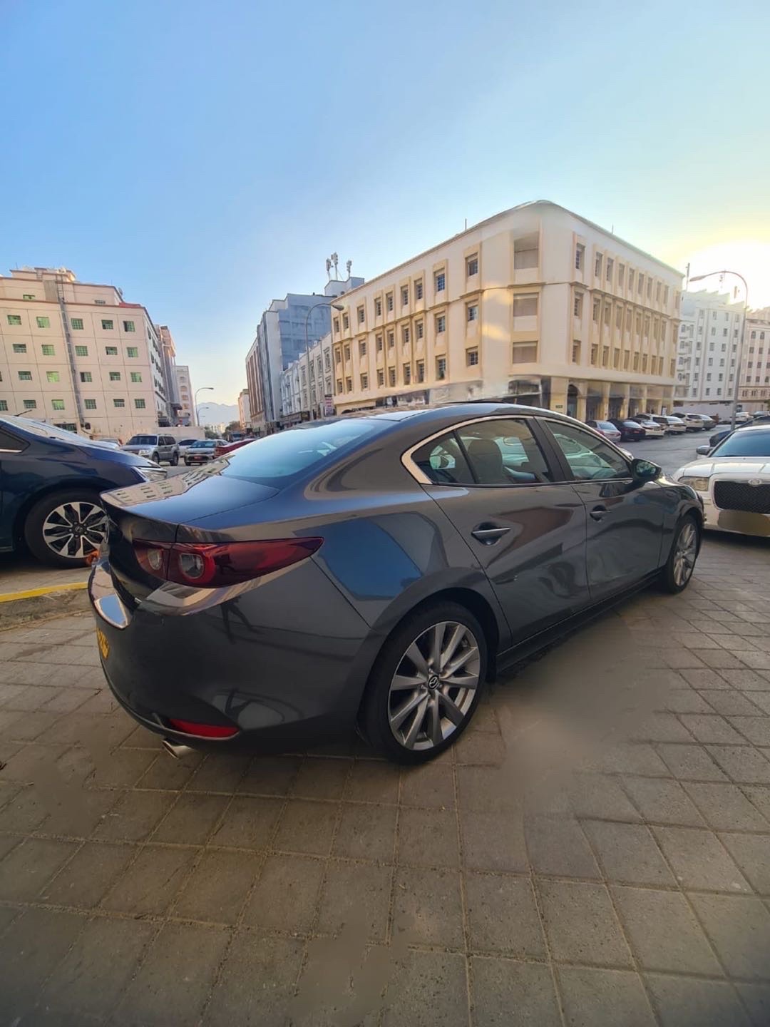 2023 Mazda 3 thumbnail 2