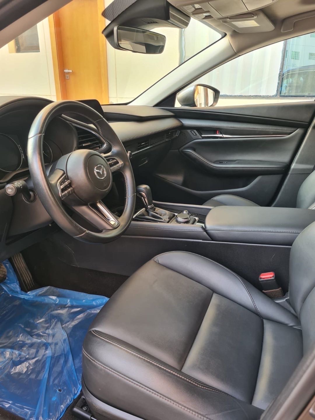2023 Mazda 3 thumbnail 3