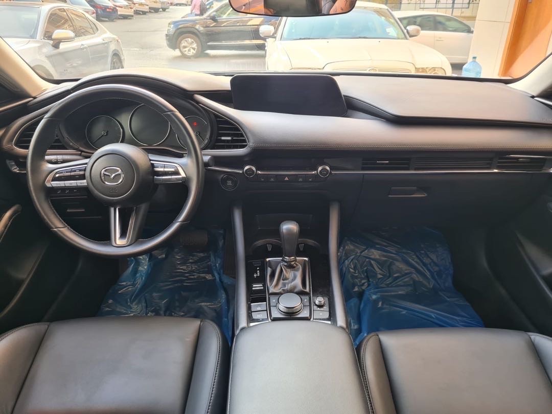 2023 Mazda 3 thumbnail 4