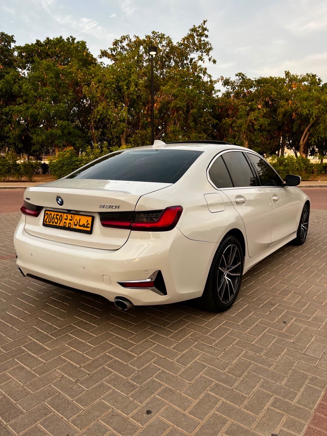 2019 BMW 3 Series M3 thumbnail 2