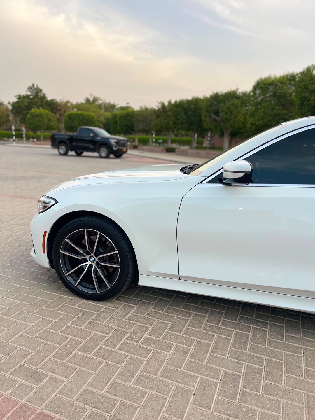 2019 BMW 3 Series M3 thumbnail 3