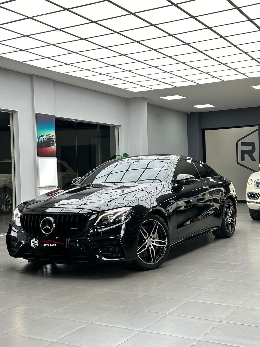 2019 Mercedes-Benz E-Class E 53 AMG Hybrid thumbnail 8