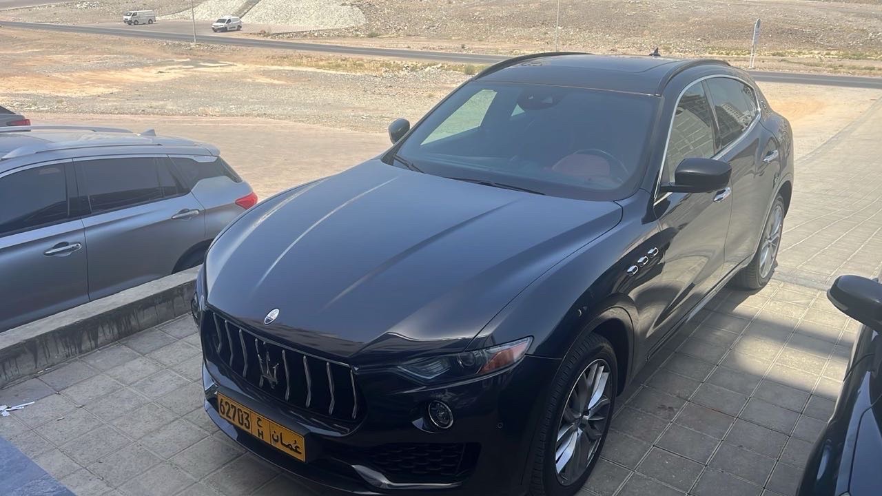 2018 Maserati Levante Base thumbnail 12