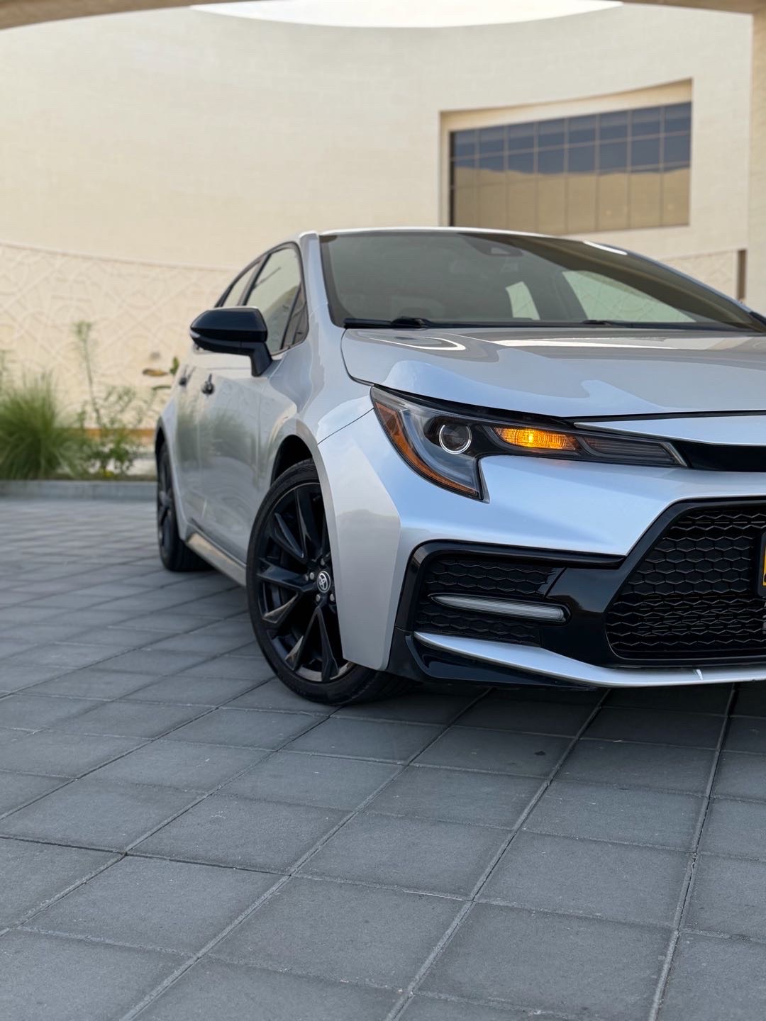 2022 Toyota Corolla SE thumbnail 3