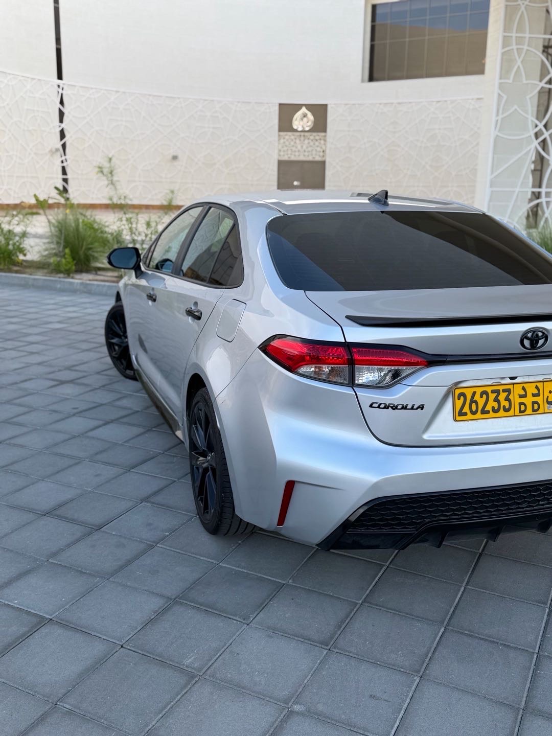 2022 Toyota Corolla SE thumbnail 5