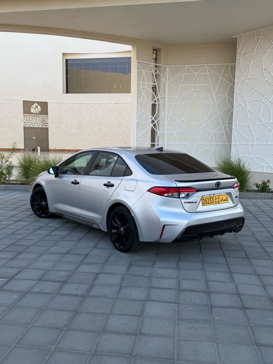 2022 Toyota Corolla SE thumbnail 7