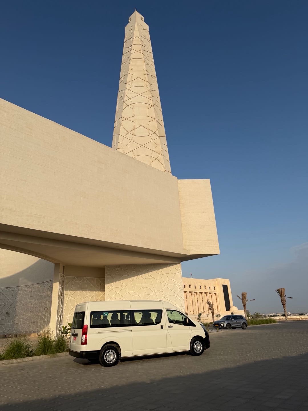 2022 Toyota Hiace Standard Roof thumbnail 3