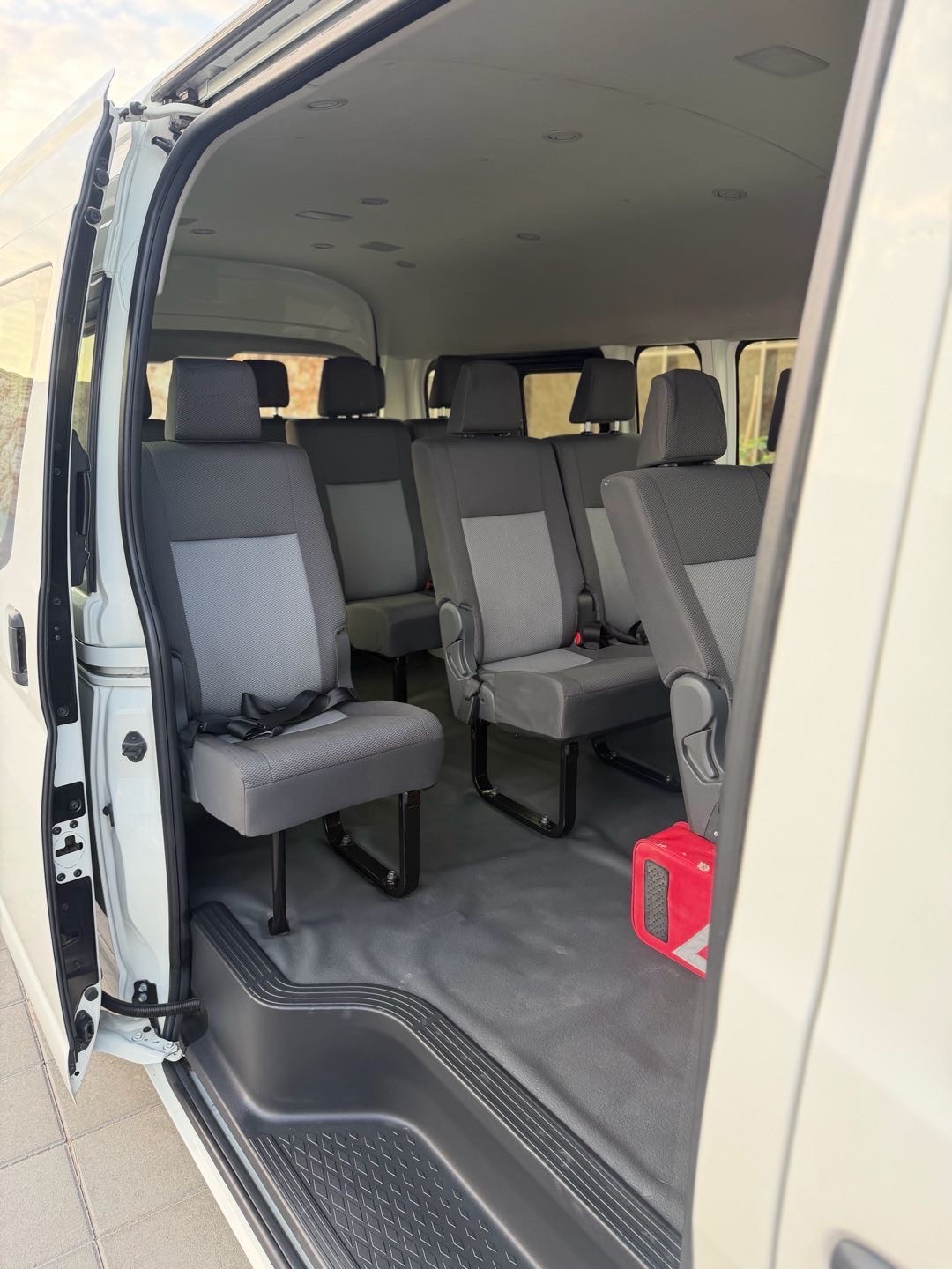 2022 Toyota Hiace Standard Roof thumbnail 12