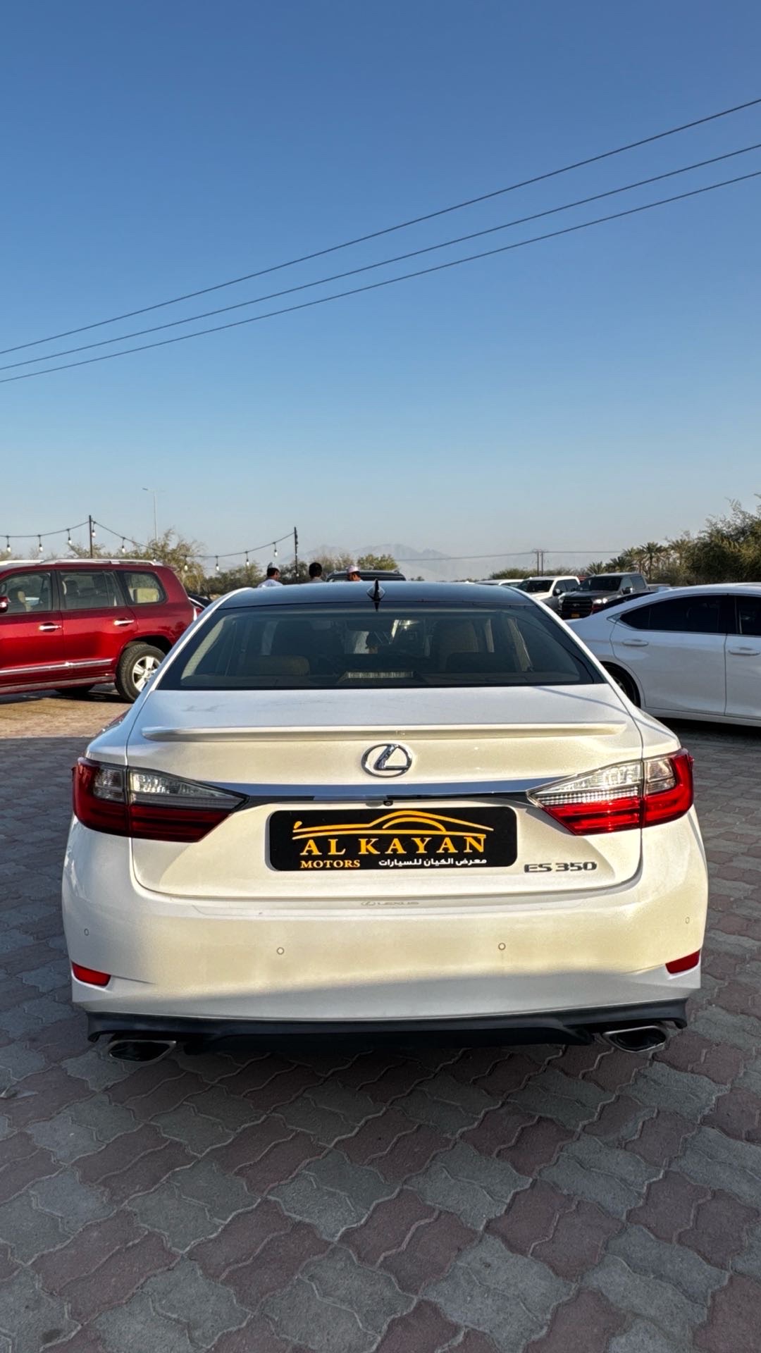 2016 Lexus ES 350 thumbnail 2