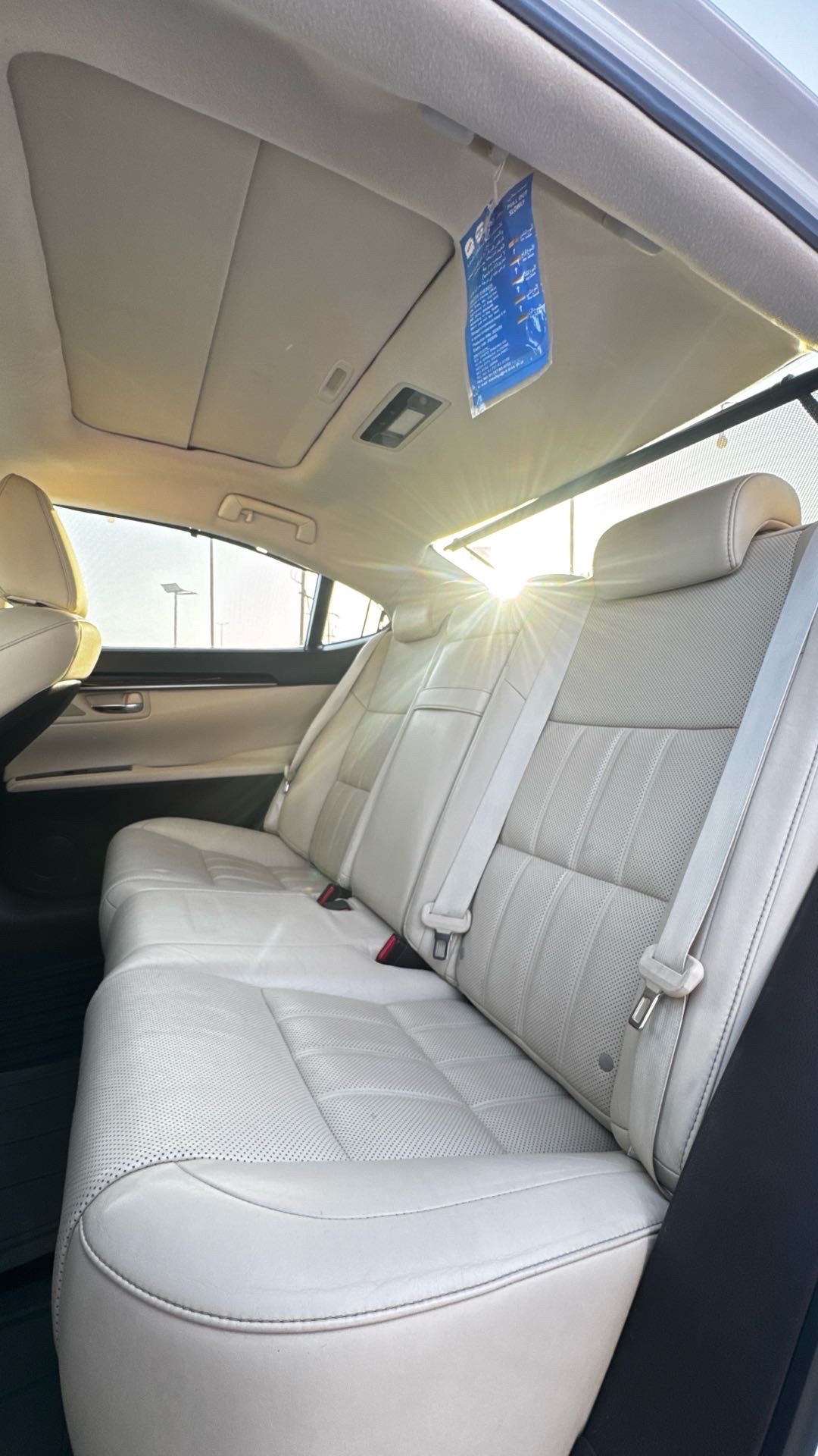 2016 Lexus ES 350 thumbnail 8