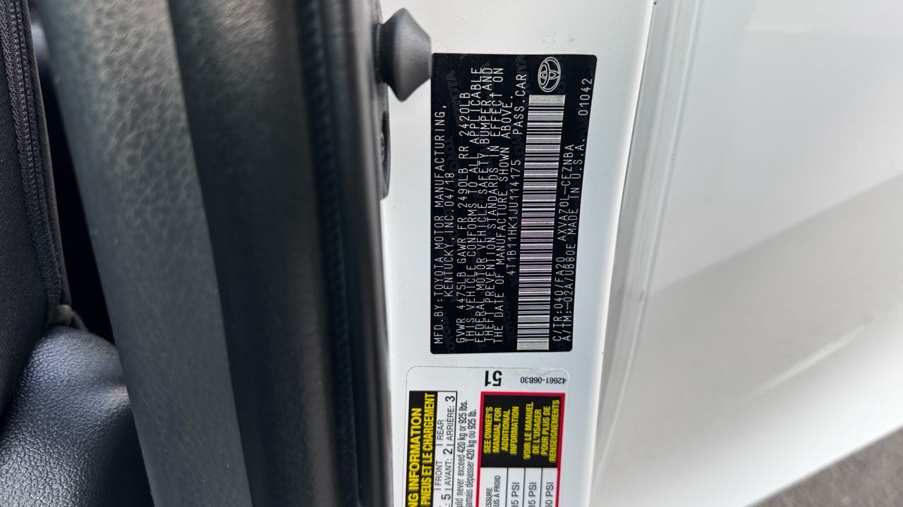 2018 Toyota Camry LE thumbnail 11
