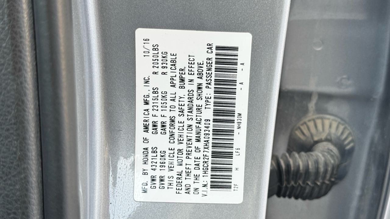 2017 Honda Accord EX-L thumbnail 9