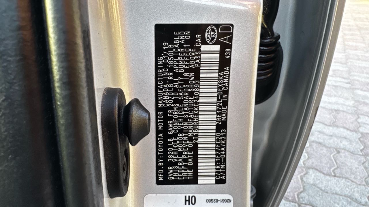 2019 Toyota Corolla SE thumbnail 8