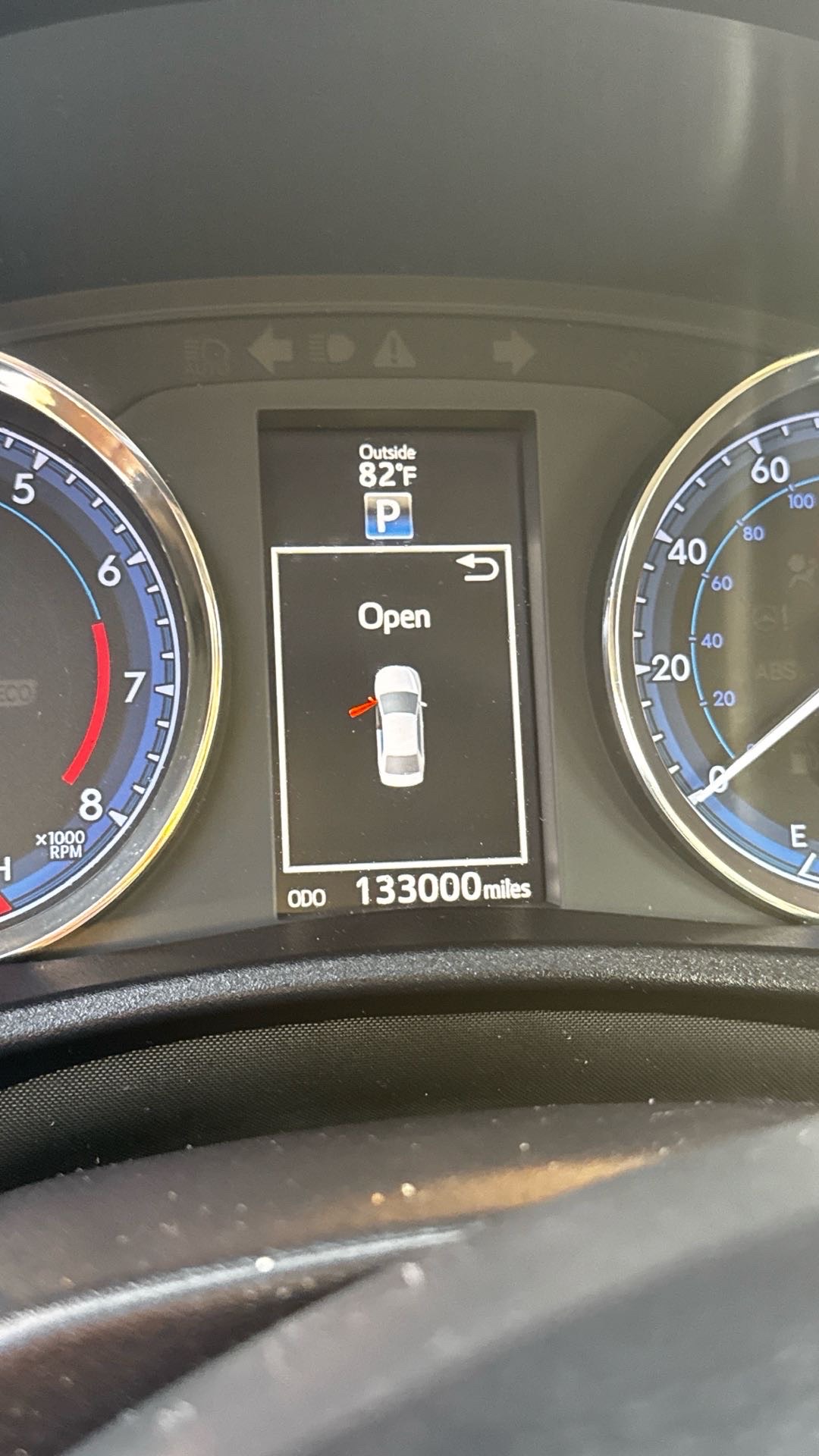 2019 Toyota Corolla SE thumbnail 9