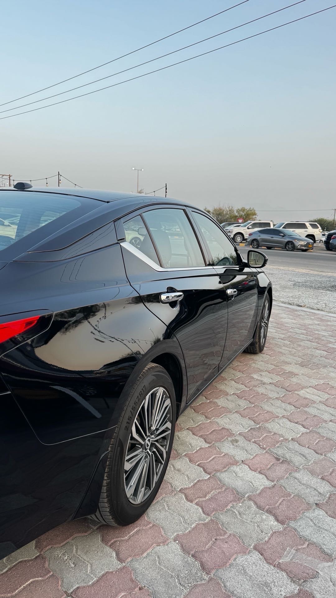 2020 Nissan Altima SL thumbnail 4