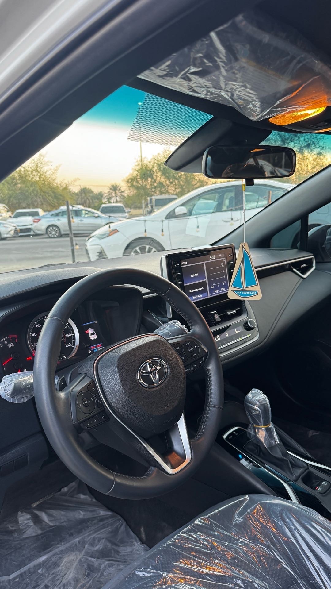 2020 Toyota Corolla SE thumbnail 7