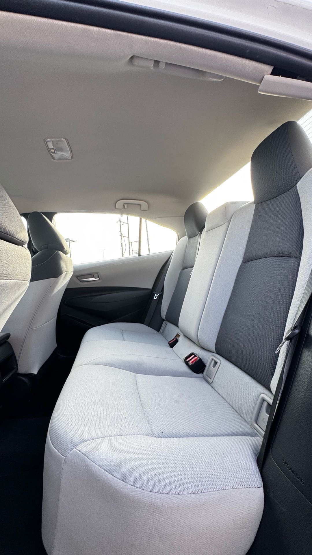 2021 Toyota Corolla LE thumbnail 5