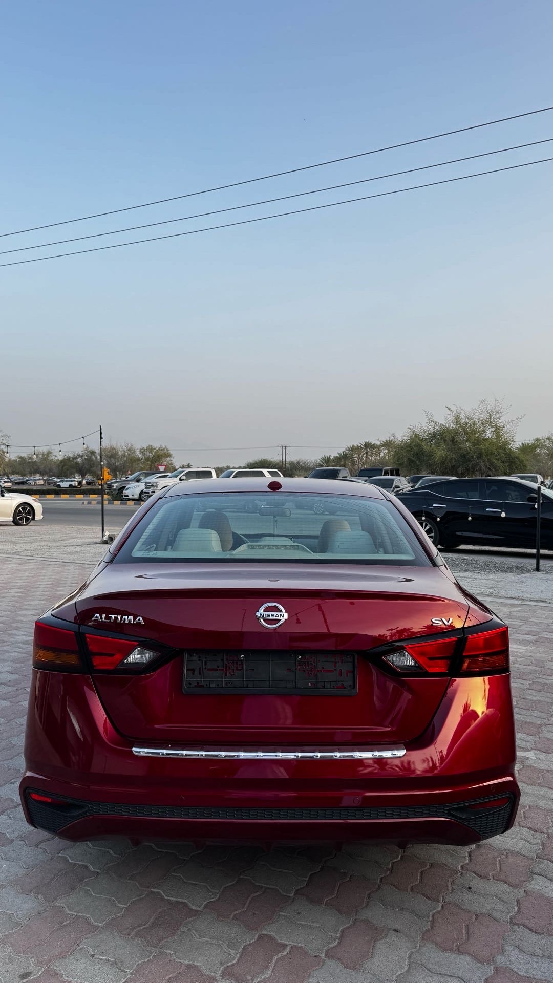 2022 Nissan Altima SV thumbnail 3