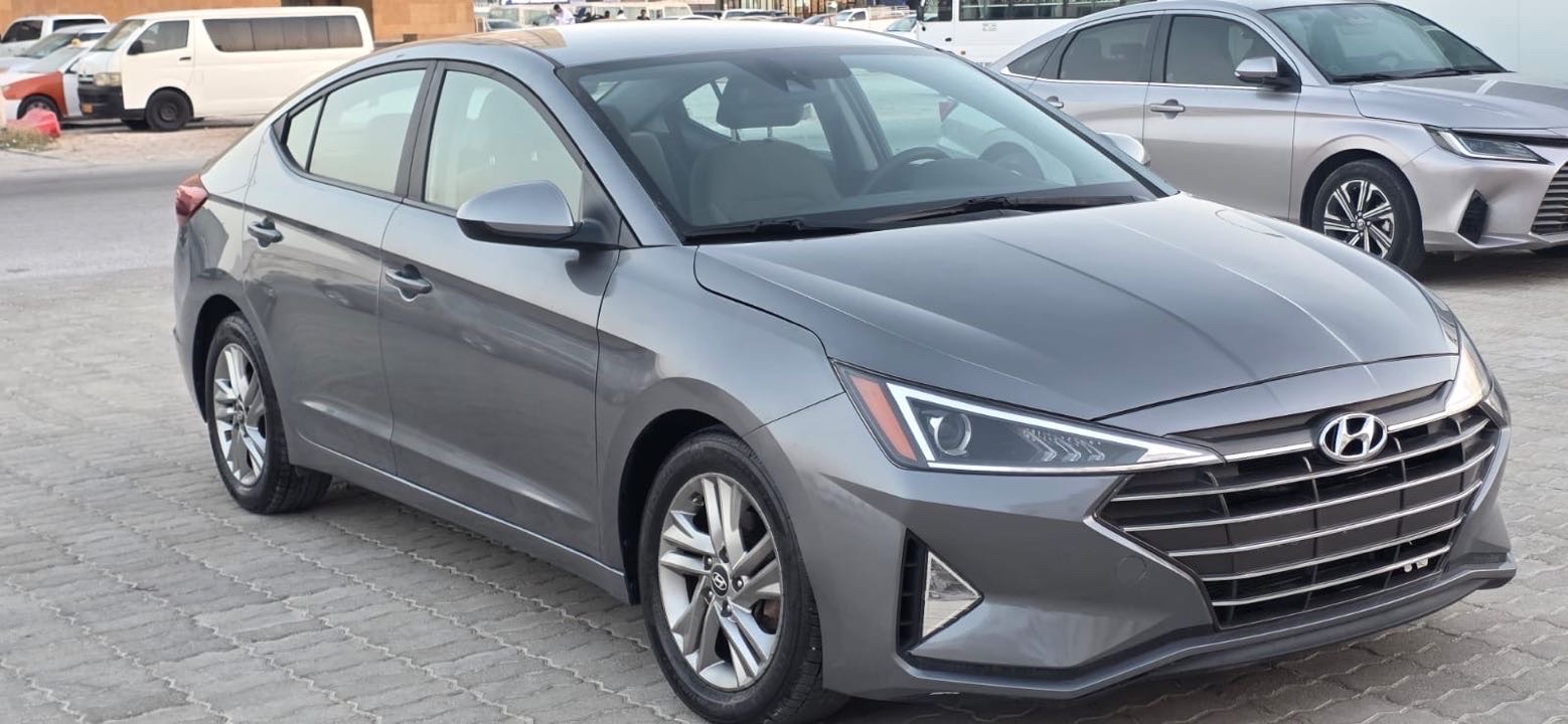 2019 Hyundai Elantra SE thumbnail 4