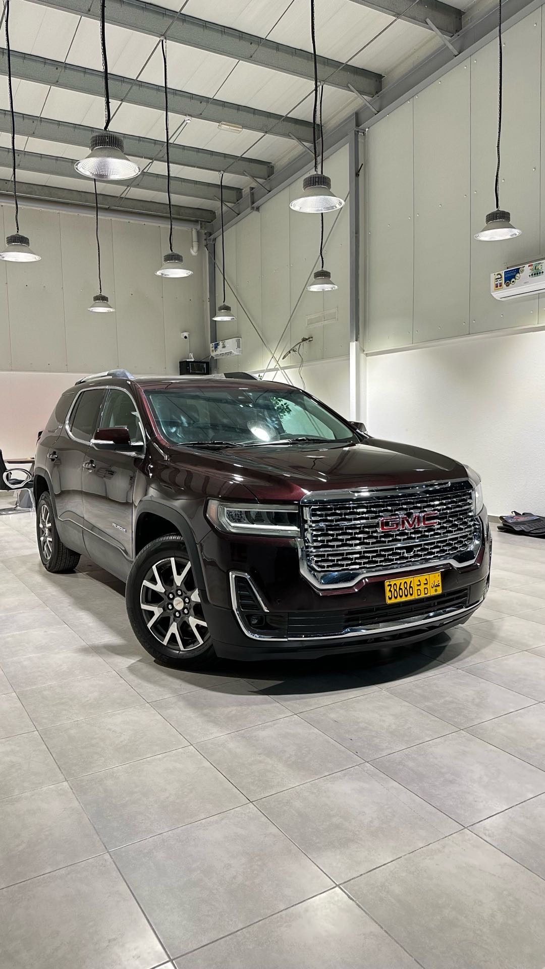 2020 GMC Acadia Elevation thumbnail 3