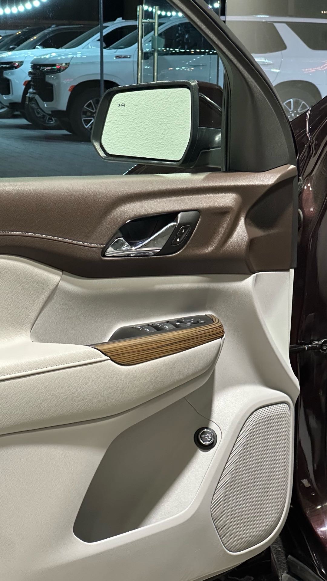 2020 GMC Acadia Elevation thumbnail 15