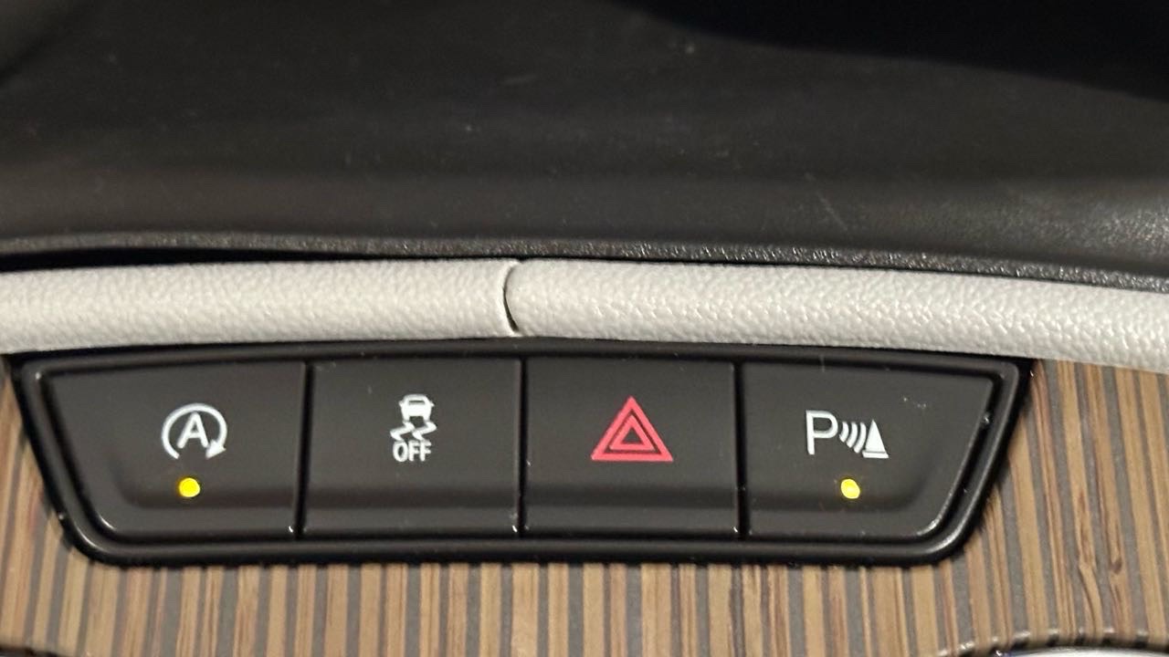 2020 GMC Acadia Elevation thumbnail 25
