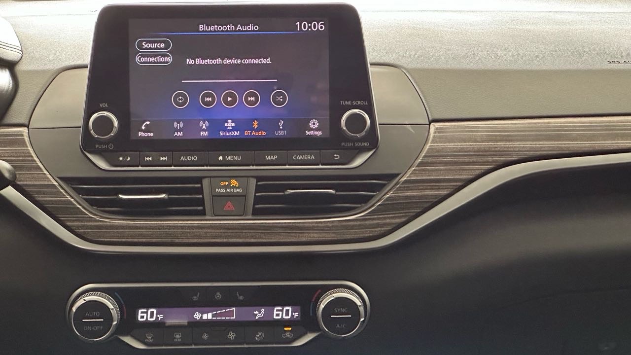 2021 Nissan Altima SL thumbnail 15