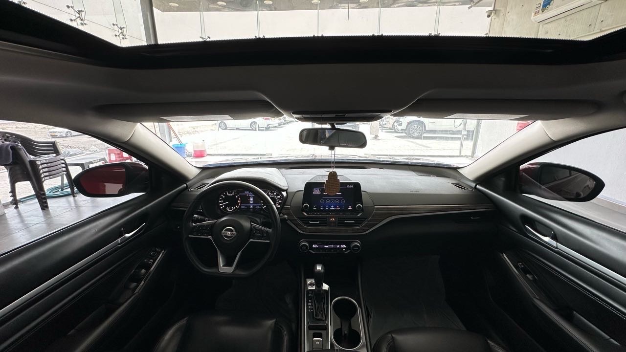 2021 Nissan Altima SL thumbnail 16