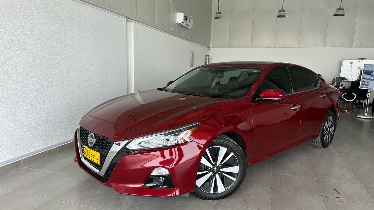 2021 Nissan Altima SL thumbnail 28
